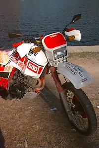 Across Americas - Aventura de Moto - A Moto